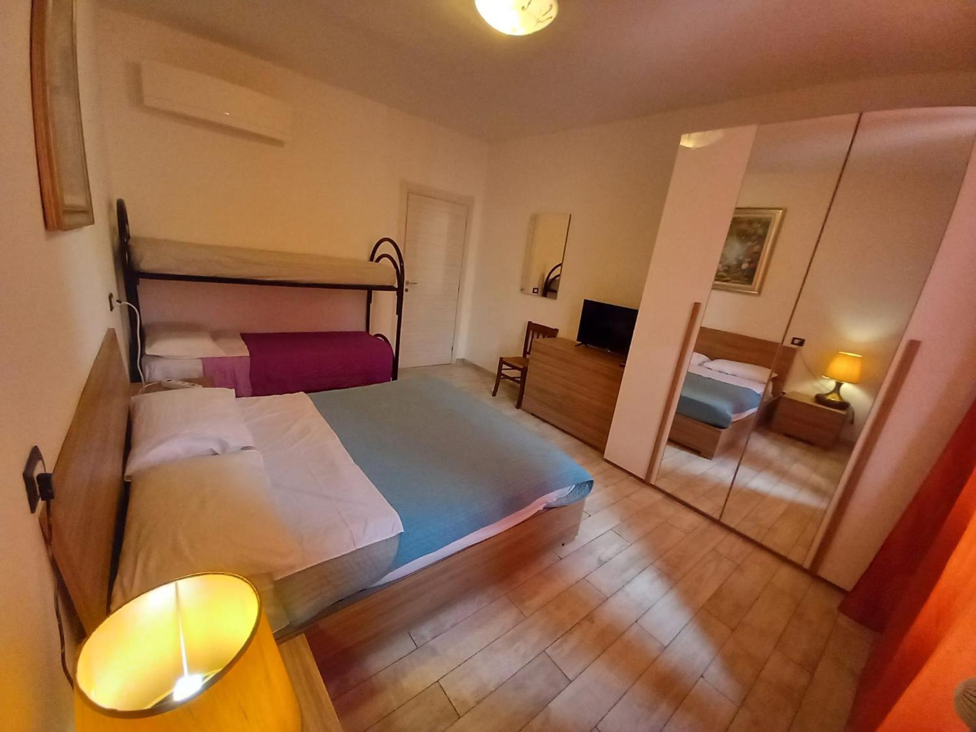 3 Rooms Station Central Free Parking — Photos 1